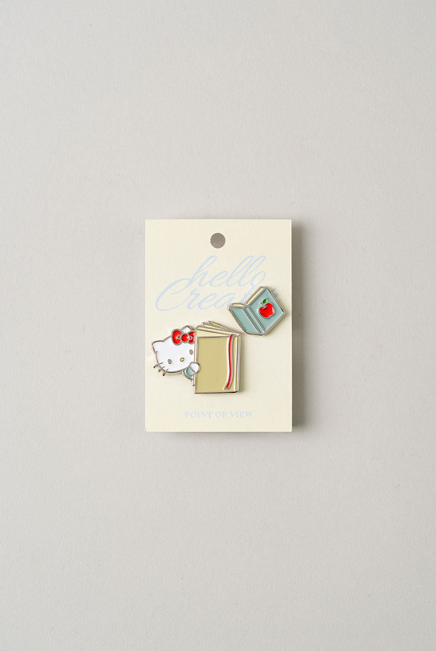 Hello Kitty Bookworm 別針章
