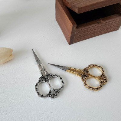 刺繡剪刀連皮革套