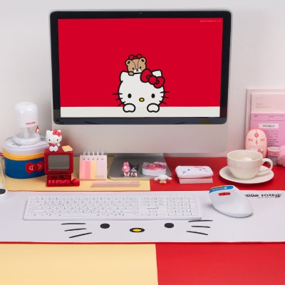 Hello Kitty 發熱桌墊