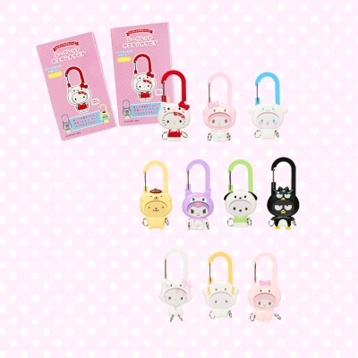 Sanrio 隨機隱藏款卡扣吊飾（10 款）