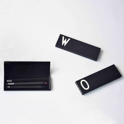Design Letters 硬殼字母筆盒