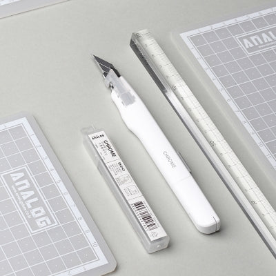 analog chrome cutter 白色版