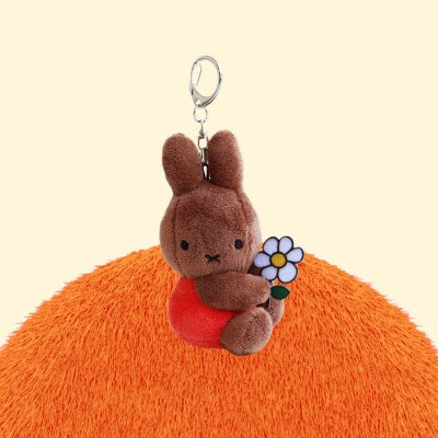 Miffy 手捧花朵公仔 8cm（棕色）